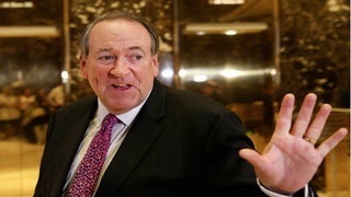 Mike Huckabee Faces Darkest Hour After Comparing Trump to Churchill: ‘What a Clown’