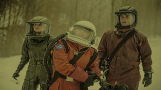‘The 100’ Showrunner on Who Survived, Who Didn’t and New Setting in Season 5
