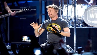 Dierks Bentley Destroyed on Twitter as He ‘Butchers’ National Anthem at Stanley Cup Finals