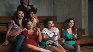 ‘Glow’: 10 Most Relatable One-Liners in Netflix Comedy (Photos)