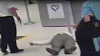 United Airlines Worker Knocks Elderly Man Unconscious, Released Footage Shows (Video)