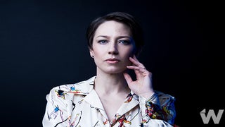‘Leftovers’ Star Carrie Coon on Trampoline Bouncing to Wu-Tang, How Grief Hits the Body (Video)