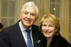 Monty Hall, ‘Let’s Make a Deal’ Host, Dies at 96