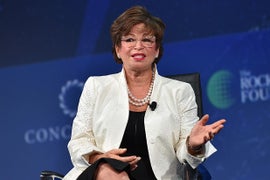 Obama Adviser Valerie Jarrett Says There’s a ‘Complete Lack of Courage’ in DC
