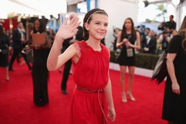 Millie Bobby Brown Splits Kneecap, Pulls Out of MTV Awards (Video)