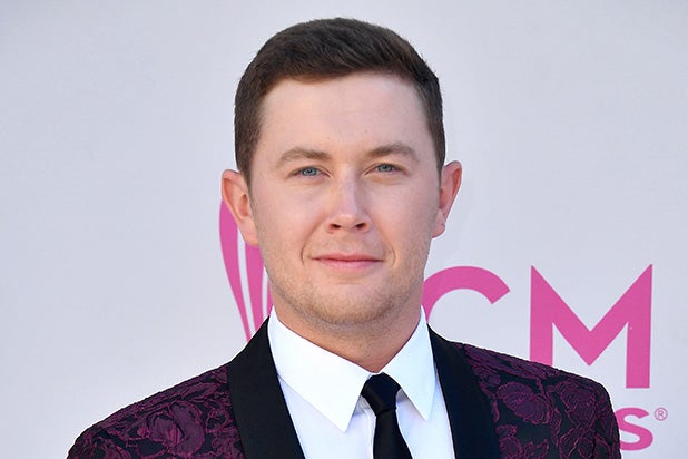Scotty McCreery Cited for Carrying Loaded Gun Through Airport Scotty McCreery Cited for Carrying Loaded Gun Through Airport
