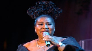 Aretha Franklin, Singer and Queen of Soul, Dies at 76