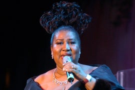 Aretha Franklin, Singer and Queen of Soul, Dies at 76