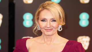 JK Rowling Mourns ‘Harry Potter’ Star Robert Hardy: ‘Such a Talented Actor’