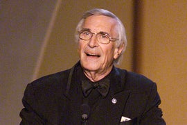 Hollywood Mourns Martin Landau: ‘A Full Life’