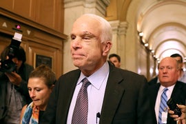 Hollywood Reacts to Surprise Defeat of Obamacare Skinny Repeal, Praises ‘Hero’ McCain