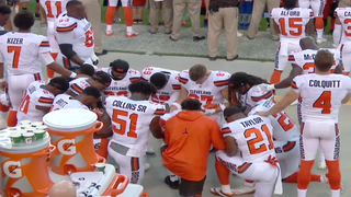 First White NFL Player Kneels During National Anthem: ‘I Want to Do My Part’