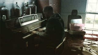 Watch Harvey Victim Play Piano in Flooded Home to Find ‘New Beauty in the Suffering’ (Video)