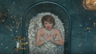 Taylor Swift Drops ‘Look What You Made Me Do’ Video, and Fans Are ‘Confused’ (Video)
