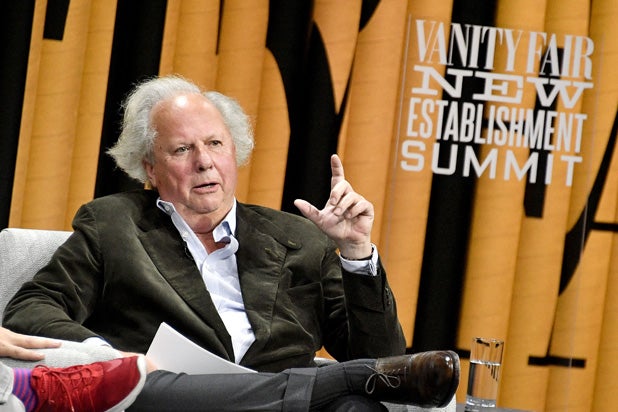 Graydon Carter to leave Vanity Fair, end 25-year editorship