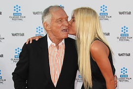 Hugh Hefner’s Young Widow Crystal Harris ‘Won the Jackpot,’ Say Twitter Trolls