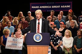 ‘Saturday Night Live’ Will Continue to Air Live Coast-to-Coast This Season