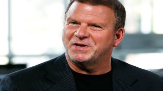 ‘Billion Dollar Buyer’ Star Tilman Fertitta to Buy Houston Rockets for NBA Record $2.2 Billion