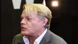 ‘Victoria and Abdul’ Star Eddie Izzard on Secret History of ‘Love Across a Great Divide’ (Video)