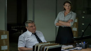‘Mindhunter’ Star Holt McCallany Talks Rise of True Crime, Vegas Shooter ‘So Different From Us’