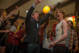 ‘Crash Pad’ Review: Domhnall Gleeson and Thomas Haden Church Make a Crackling Odd Couple