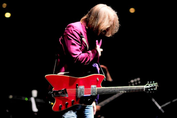 Tom Petty Rock /& Roll Hall of Fame Artist Guitar Music Poster 13×20 24×36 32×48/"