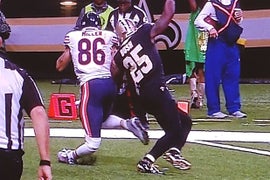 Bears’ Zach Miller Suffers Career-Threatening Injury; Twitter Is Horrified (Video)