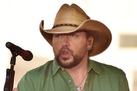 Jason Aldean Offers Prayers for Las Vegas Shooting Victims: ‘It Hurts My Heart’