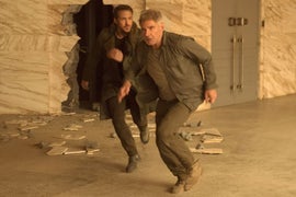 See the Moment Harrison Ford Accidentally Punched Ryan Gosling in the Face for Real (Photo)