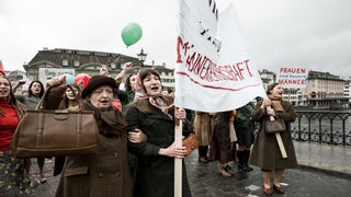 ‘The Divine Order’ Film Review: Swiss Oscar Entry Celebrates Seventies Suffragettes