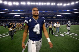 Why Dak Prescott, Toni Braxton and Davina Bennett Are TV’s Social Media MVPs of the Week