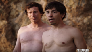 Rob Huebel on Getting Naked With Justin Long on Malibu Beach for New Show: ‘That Was Weird’