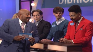 ‘SNL’: Steve Harvey Accidentally Brings Both His Families onto ‘Family Feud’ (Video)