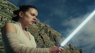 This One ‘Last Jedi’ Fan Theory Could Massively Improve ‘The Force Awakens’