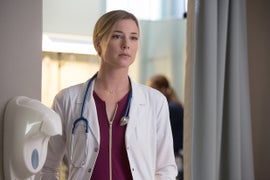 ‘The Resident’: Emily VanCamp on ‘Bizarre’ Timing of Sexual Harassment Episode Before #MeToo