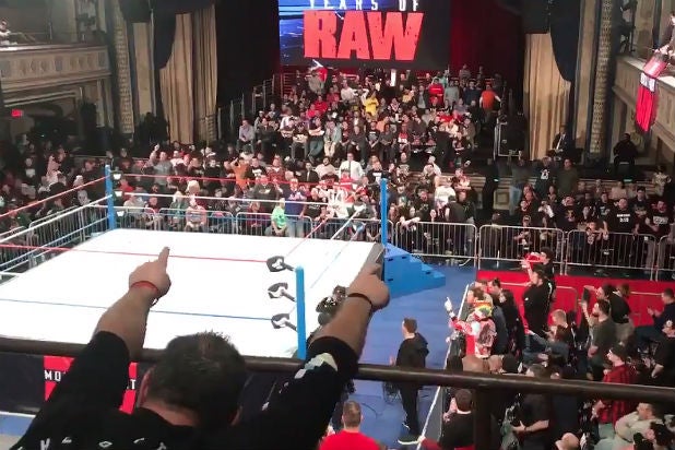 These Wrestling Fans Are Super Angry During Wwe Raw 25 Video