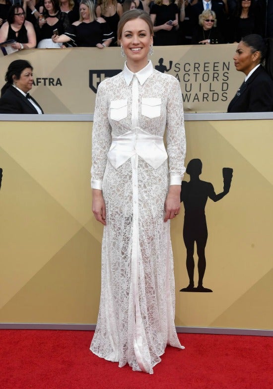 yvonne strahovski sag awards red carpet handmaid's tale yvonne strahovski sag awards red carpet handmaid's tale
