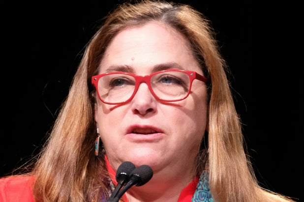 Beth Hoppe Leaves Pbs To Oversee Long Form At Abc News