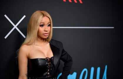 Cardi B S Okurrrrr Tops The List Of 2018 S Top 10 Viewed Gifs