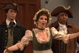 ‘SNL’: Tina Fey and Rachel Dratch Make Surprise Appearance in American Revolution Super Bowl Sketch (Video)