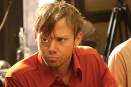 Jimmi Simpson Thinks ‘It’s Always Sunny’ Cut His ‘Unibrow Budget’: ‘It’s a F–ing Weave’ (Video)