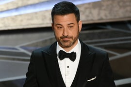 Jimmy Kimmel Says His Mom Baked Oscar Cookies and Passed Them Around the Audience