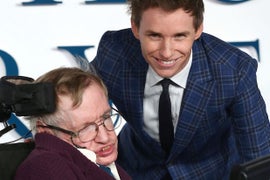 Eddie Redmayne Speaks at Stephen Hawking’s Funeral