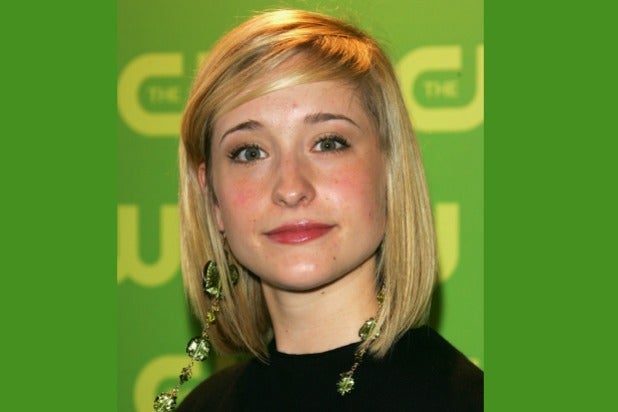 Allison Mack Pitched Emma Watson Kelly Clarkson To Join Nxivm Group