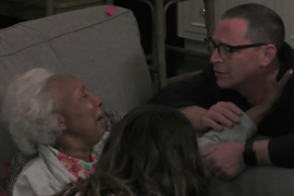‘Scandal’ Cast Pranks Josh Malina With an Old Lady and Her Fake Heart Attack (Video)