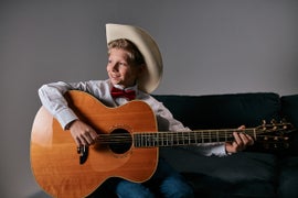 Yodeling Boy Mason Ramsey Releases New Song ‘Famous,’ Signs With Atlantic Records