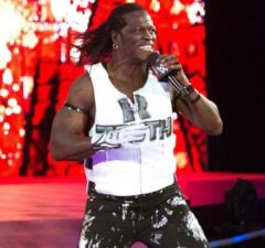 wwe superstar natalya responds to dad jim 'the anvil