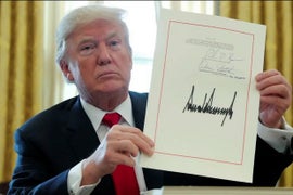 JK Rowling Throws Scorn Spell on Trump’s Giant Signature