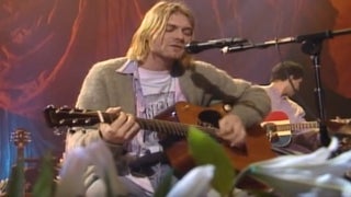 Kurt Cobain’s Daughter Loses Her Father’s Iconic Guitar in Divorce Settlement