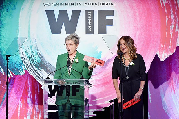 Frances McDormand (L) and Cathy Schulman Frances McDormand (L) and Cathy Schulman